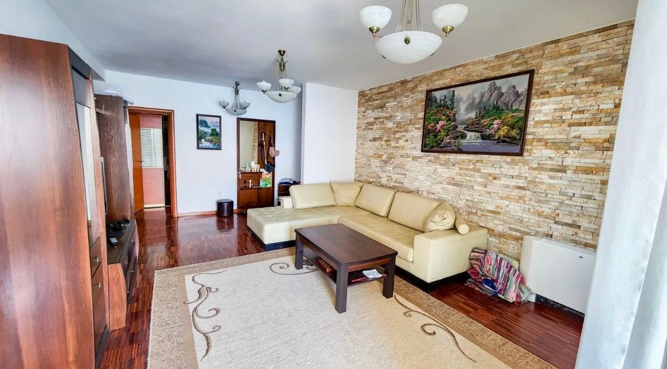 Sale, two bedroom apartment, 105m², Stoliv, Kotor