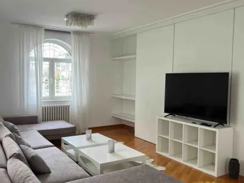Rent, four bedroom apartment, 135m², Savski Venac, Beograd - image 3