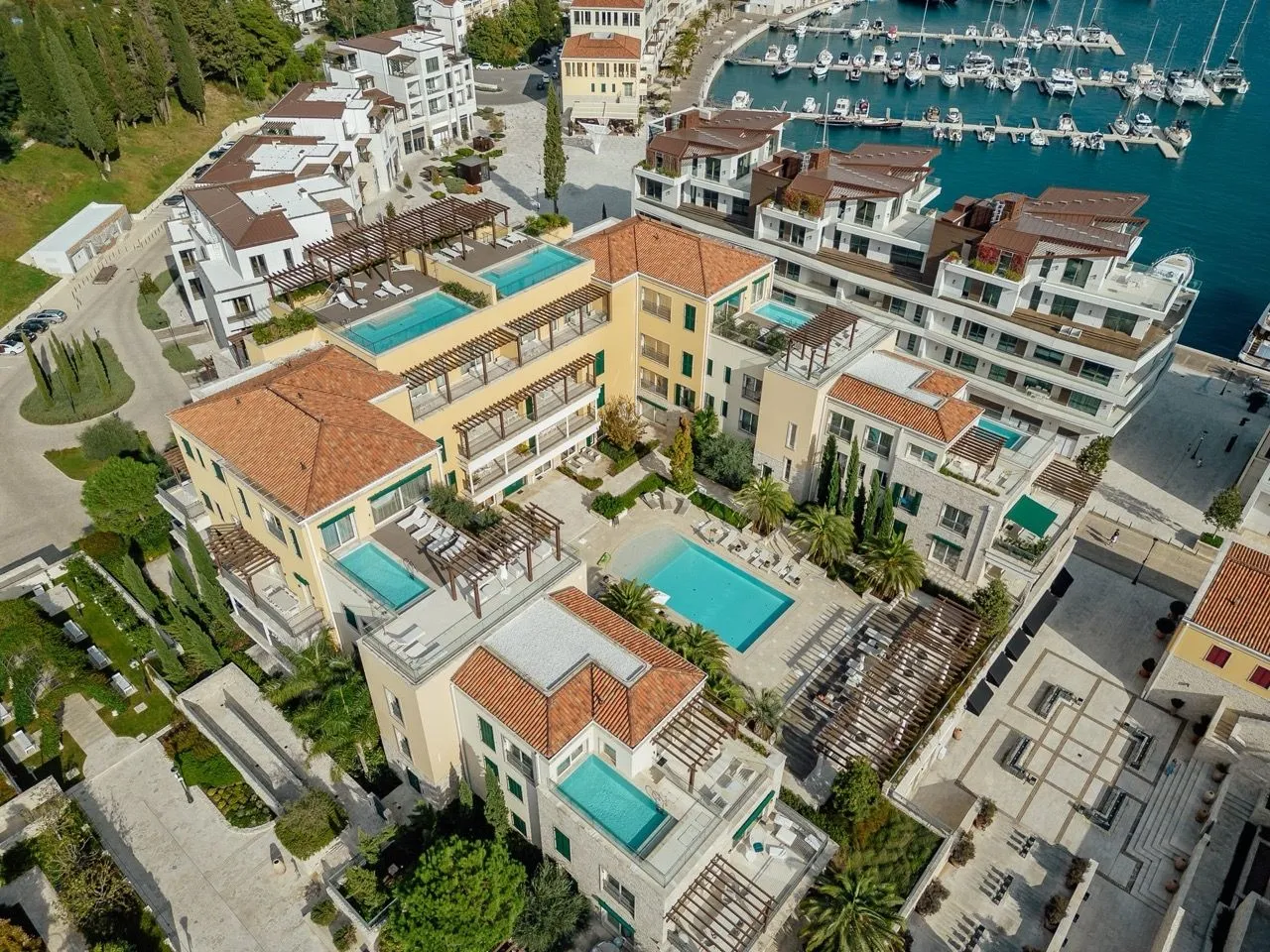 Prodaja, trosoban stan, 290m², Kumbor, Herceg Novi