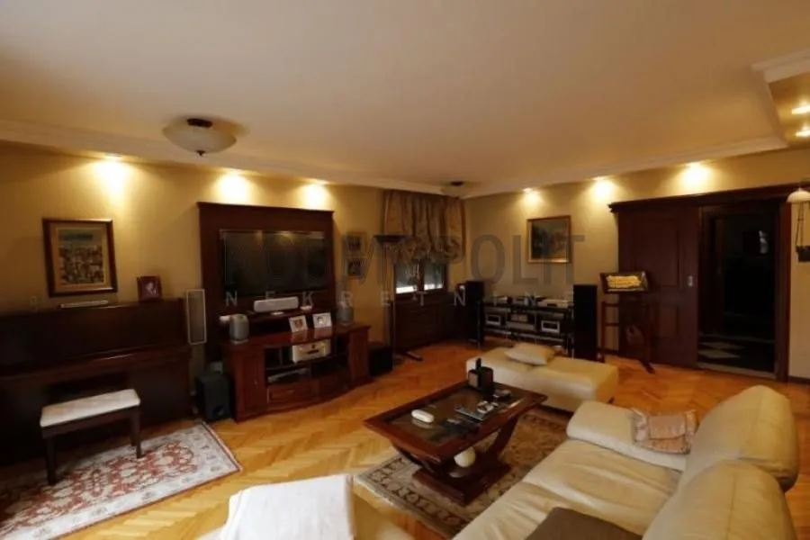 Prodaja, kuća, 520m², Filmski Grad, Beograd