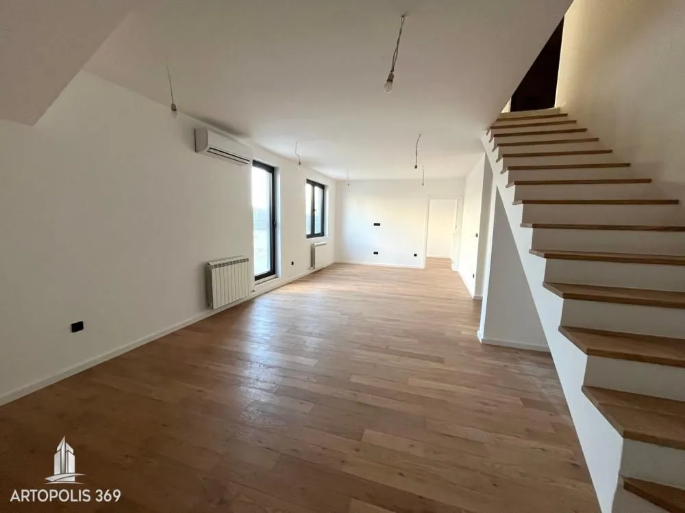 Prodaja, četvorosoban stan, 85m², Vidikovački venac, Rakovica