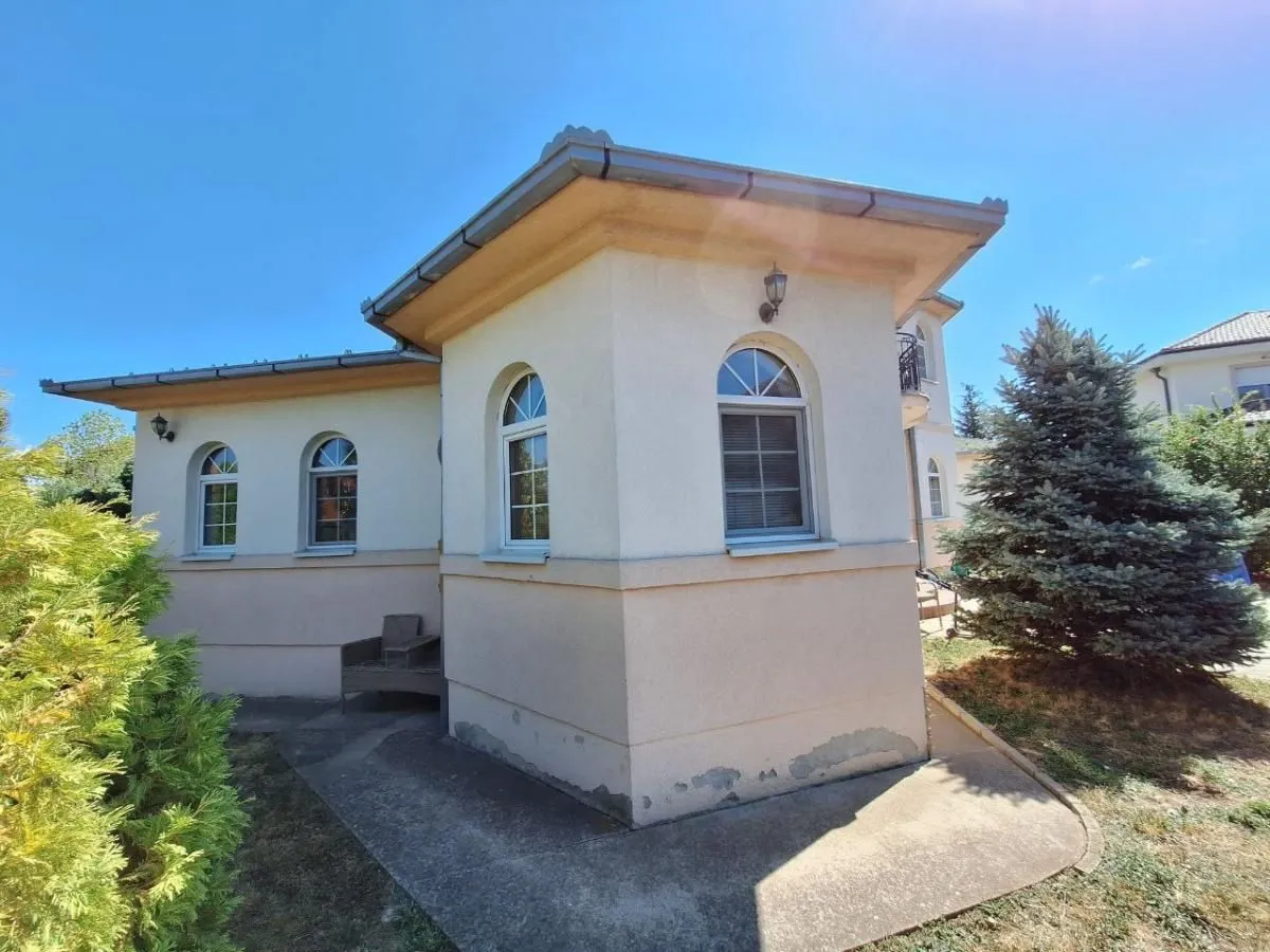 Sale, house, 338m², Tatarsko brdo, Petrovaradin