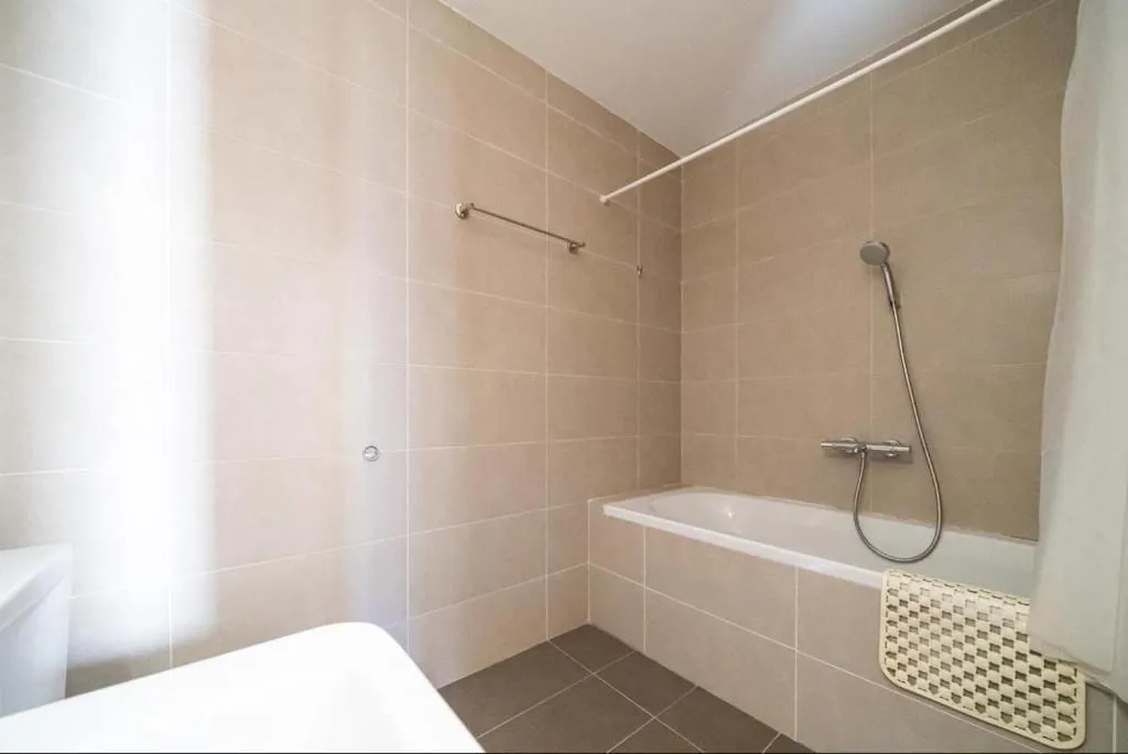 Prodaja, dvosoban stan, 84m², Morinj, Kotor