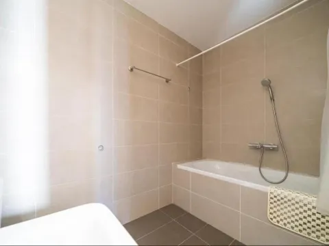 Prodaja, dvosoban stan, 84m², Morinj, Kotor - image 18