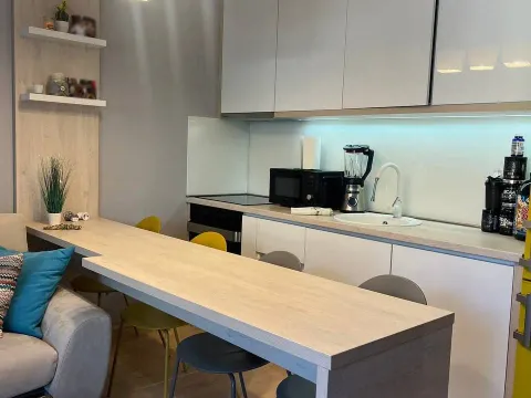 Prodaja, jednosoban stan, 47m², Centar, Budva - image 8