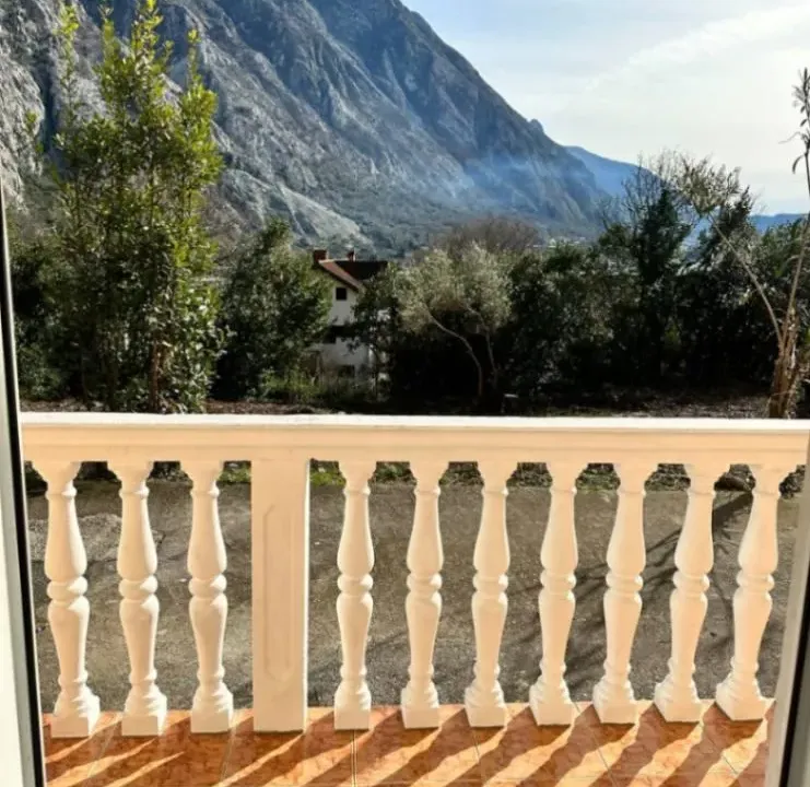 Prodaja, jednosoban stan, 31m², Orahovac, Kotor