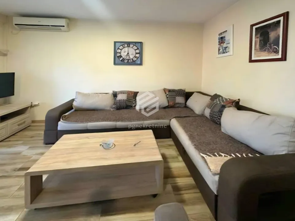 Izdavanje, kuća, 70m², Tološi, Podgorica
