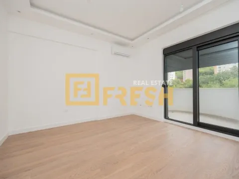 Sale, one bedroom apartment, 40m², Bečići, Budva - image 5