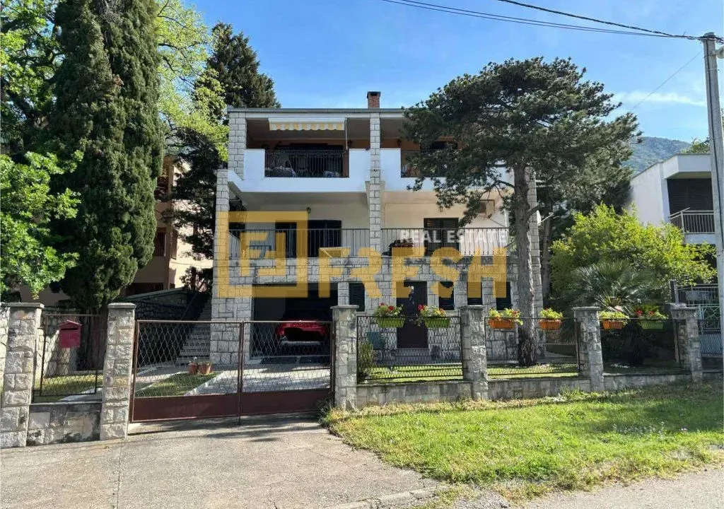 Sale, two bedroom apartment, 117m², Sutomore, Bar