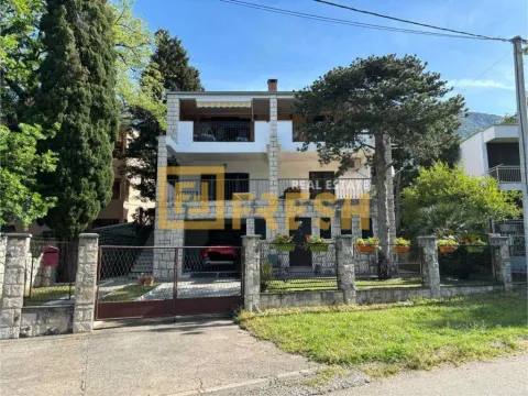 Sale, two bedroom apartment, 117m², Sutomore, Bar