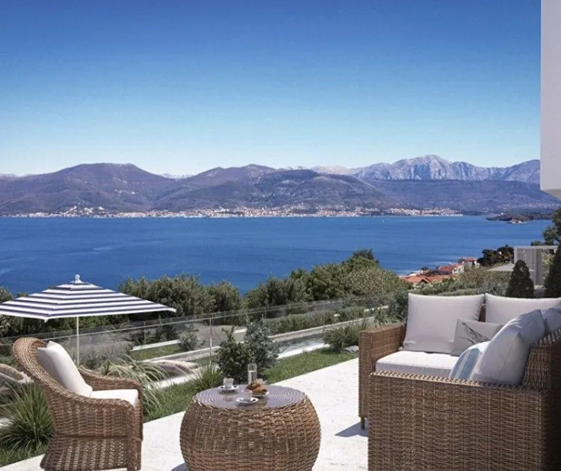 Prodaja, dvosoban stan, 119m², Krašići, Tivat