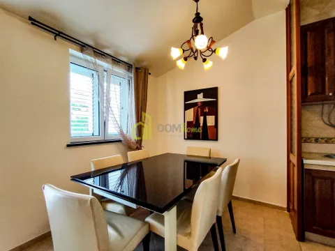 Izdavanje, trosoban stan, 115m², Momišići, Podgorica - image 7