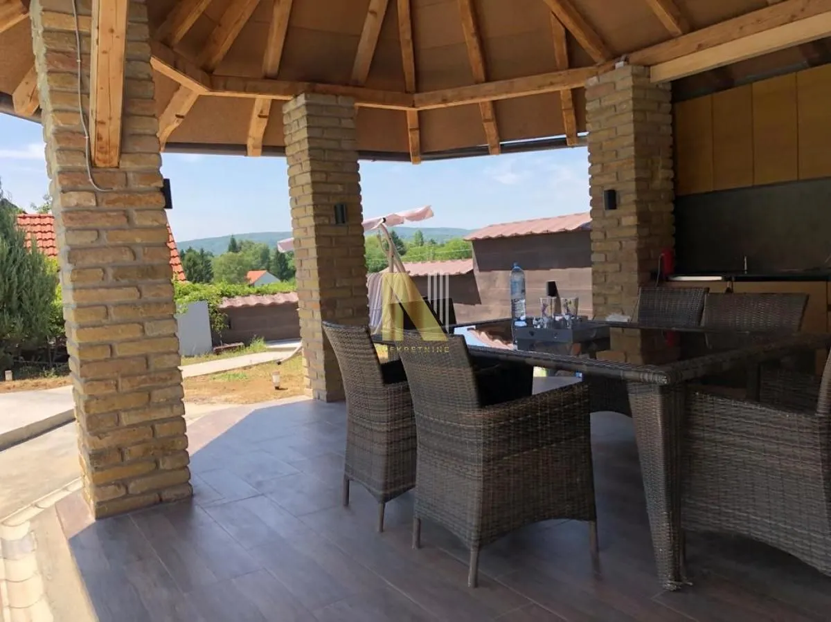 Prodaja, kuća, 102m², Sremski Karlovci, Novi Sad