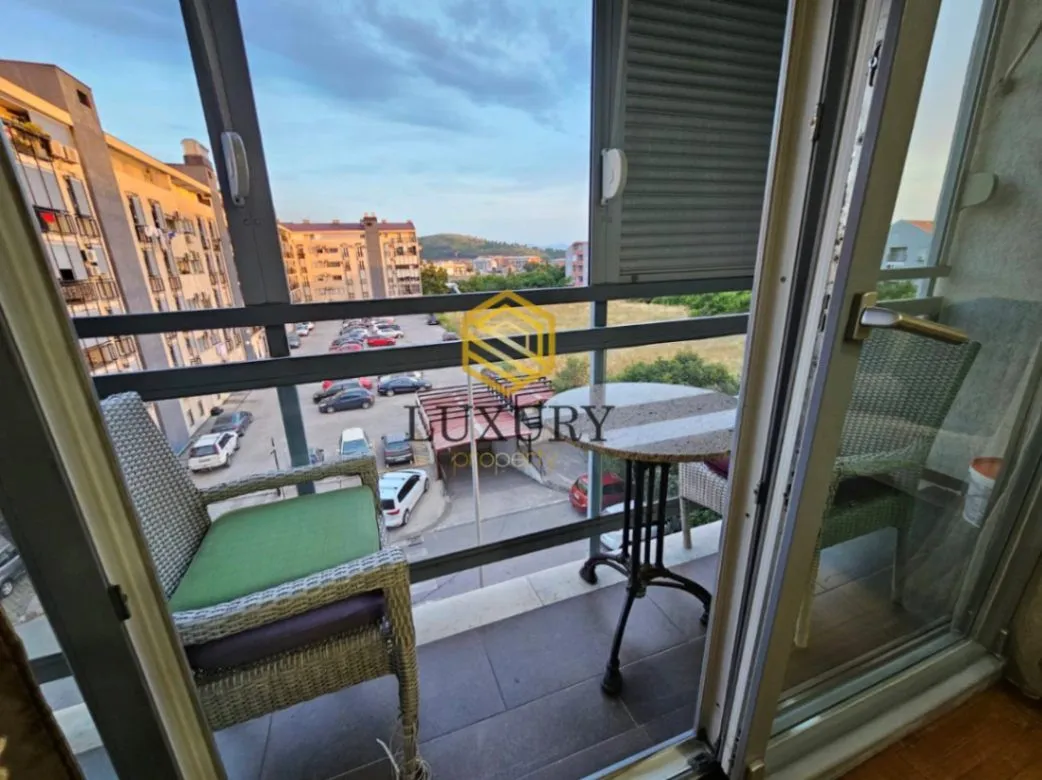 Rent, one bedroom apartment, 42m², Kod Big Fashion-a, Podgorica