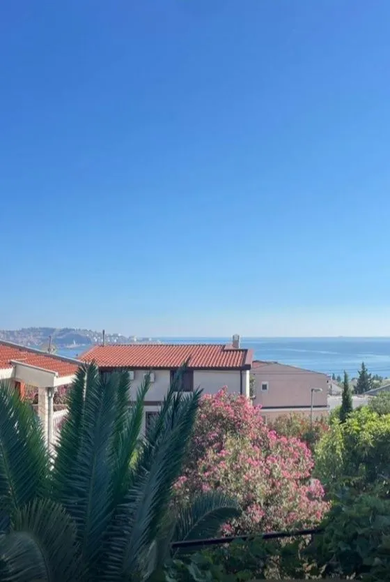 Sale, house, 220m², Šušanj, Bar