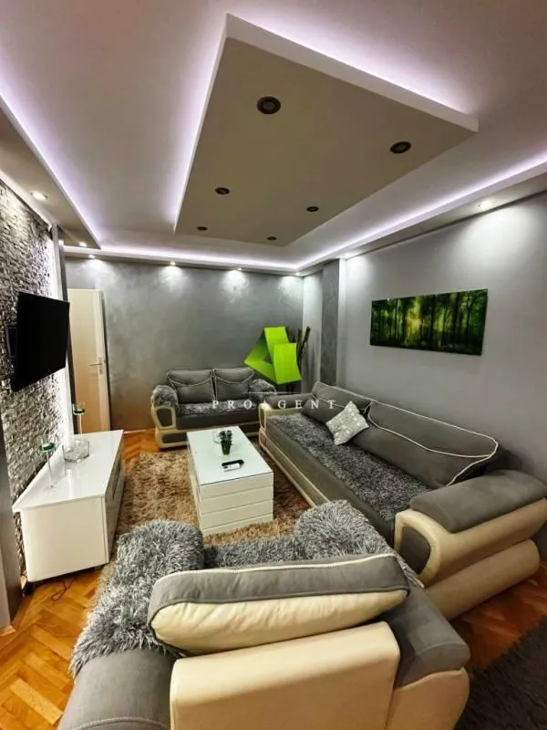 Izdavanje, jednosoban stan, 57m², Medijana, Niš