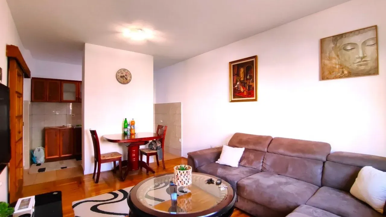 Izdavanje, stan, 64m², Stari Aerodrom, Podgorica