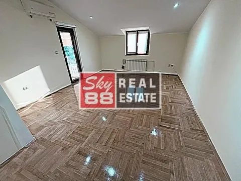 Rent, apartment, 210m², Savski Venac, Beograd - image 16
