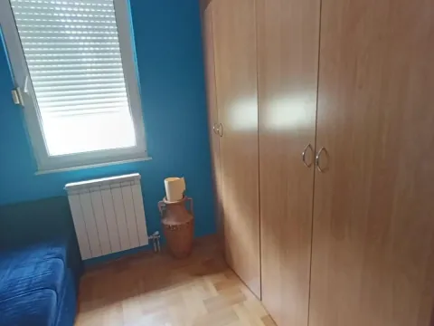 Izdavanje, dvosoban stan, 65m², Centar, Podgorica - image 13