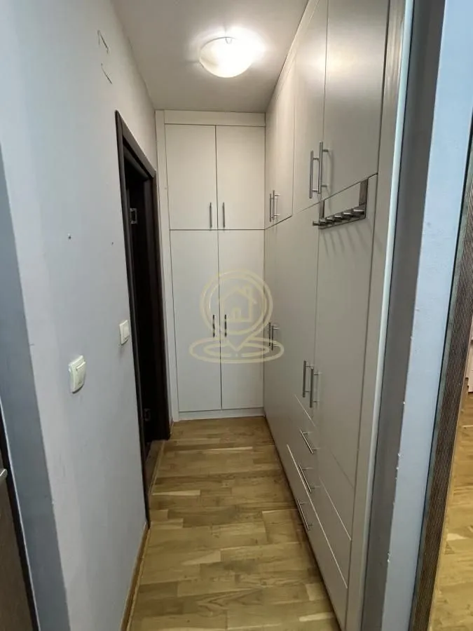 Izdavanje, dvosoban stan, 49m², Vukov Spomenik, Zvezdara Sve Podlokacije