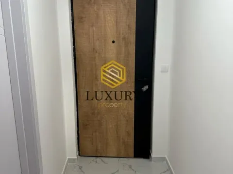 Prodaja, jednosoban stan, 42m², Podkošljun, Budva - image 10