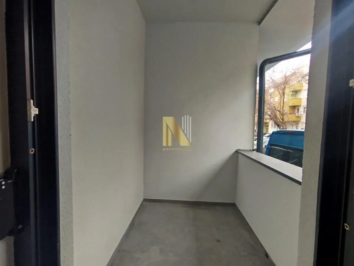 Prodaja, garsonjera, 31m², Grbavica, Novi Sad Sve Podlokacije