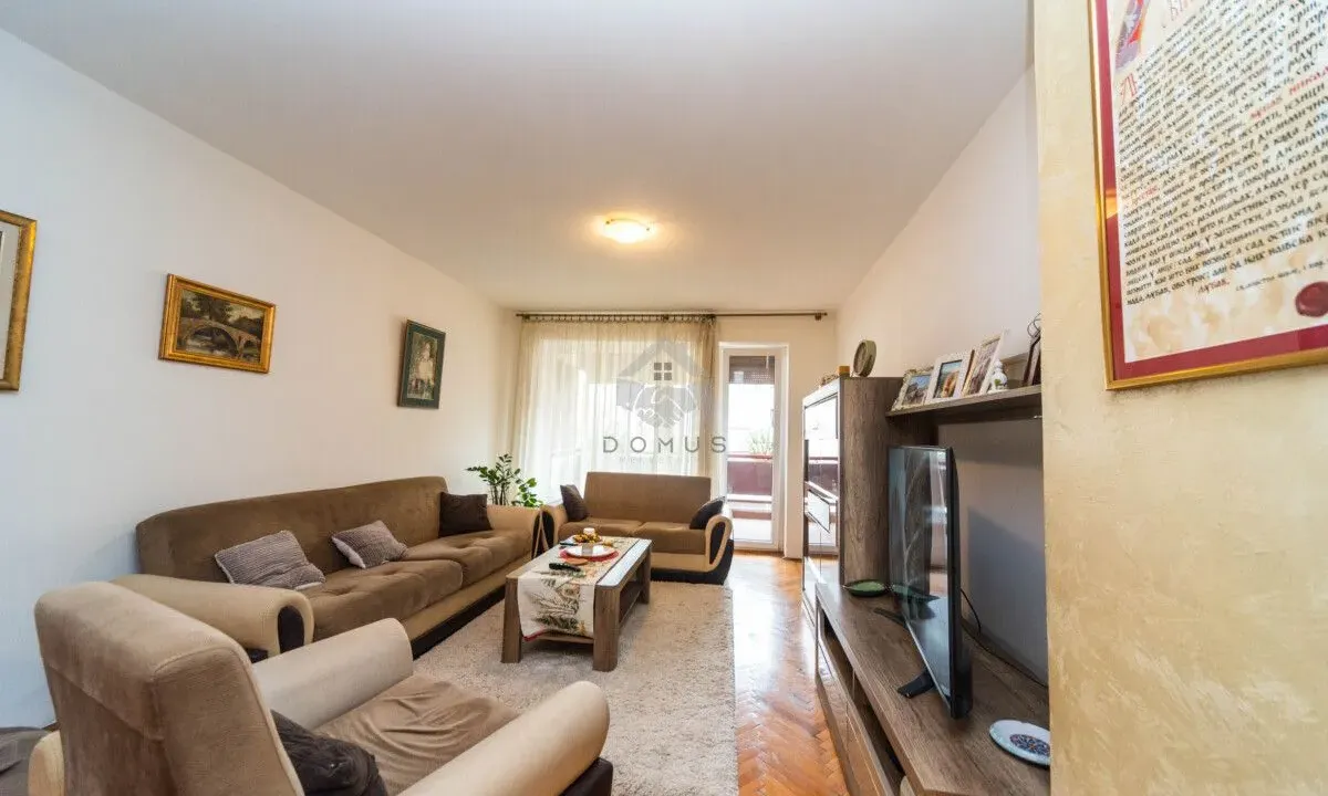 Prodaja, trosoban stan, 120m², Centar, Podgorica