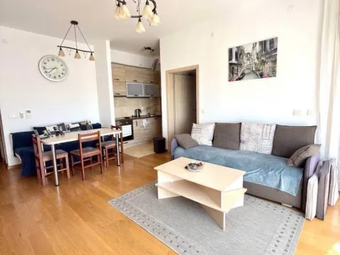 Sale, one bedroom apartment, 52m², Bečići, Budva - image 4