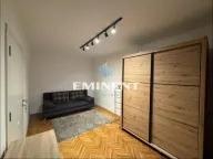 Izdavanje, trosoban stan, 70m², Stari Grad, Beograd - image 6