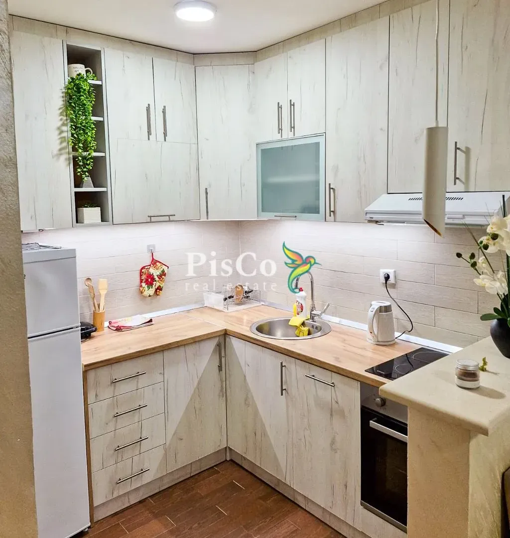 Izdavanje, jednosoban stan, 40m², Pobrežje, Podgorica