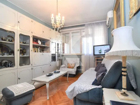 Izdavanje, jednosoban stan, 46m², Preko Morače, Podgorica - image 1