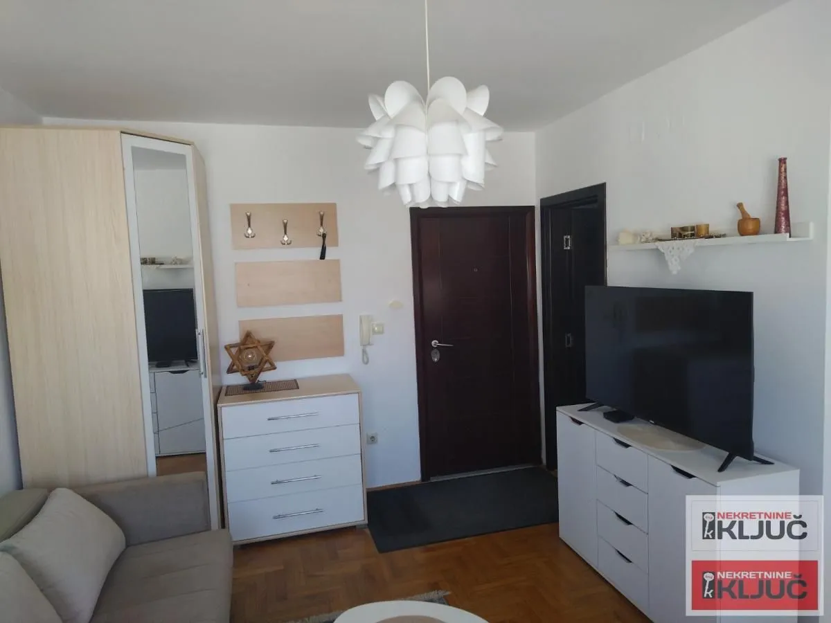Prodaja, jednosoban stan, 24m², Kej, Novi Sad Sve Podlokacije