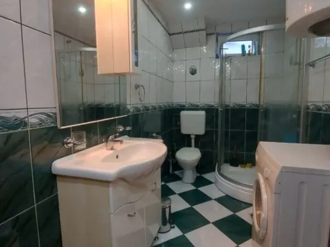 Prodaja, jednosoban stan, 56m², Centar, Nikšić - image 10