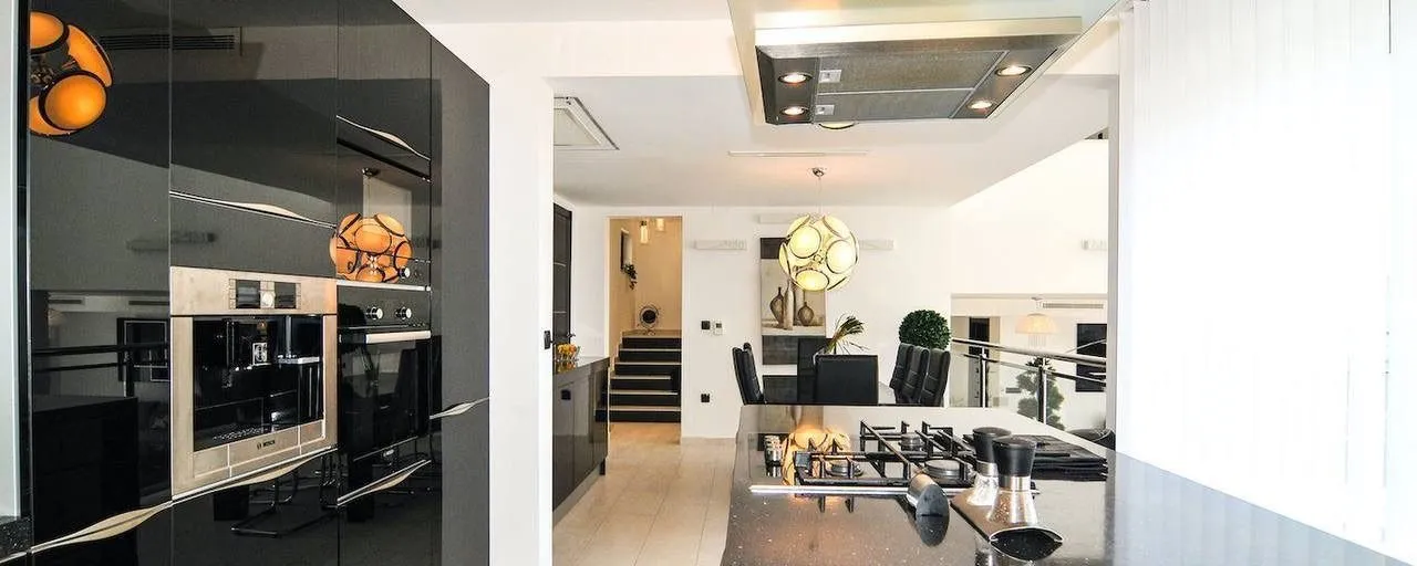 Rent, house, 354m², Bogišići, Tivat