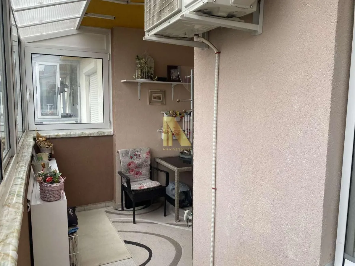 Prodaja, četvorosoban stan, 120m², Novo naselje, Novi Sad