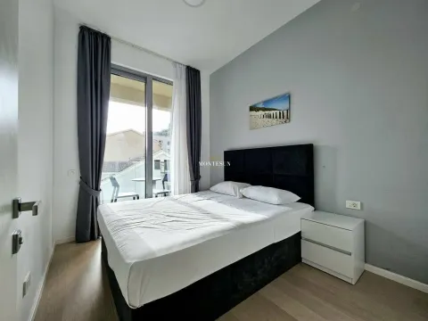 Rent, two bedroom apartment, 51m², Bečići, Budva - image 4