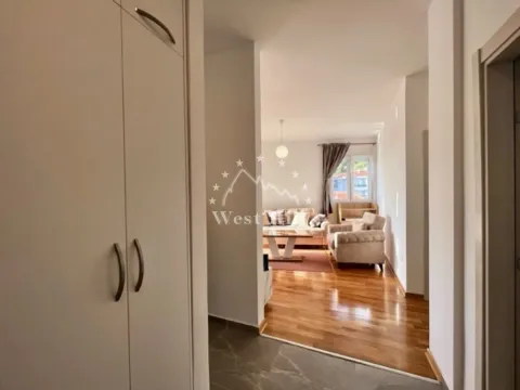 Sale, two bedroom apartment, 58m², Bečići, Budva - image 3