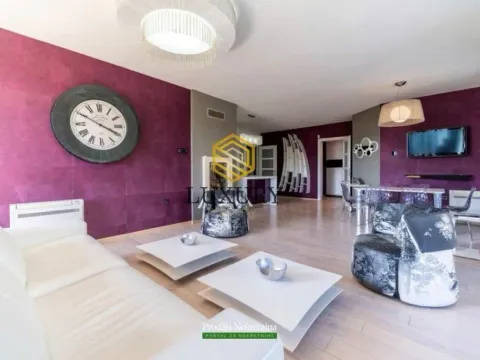 Rent, apartment, 140m², Preko Morače, Podgorica - image 9