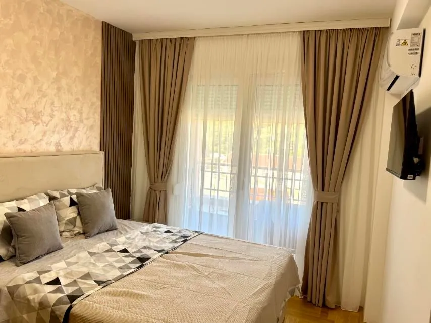 Rent, two bedroom apartment, 62m², Radanovići, Kotor