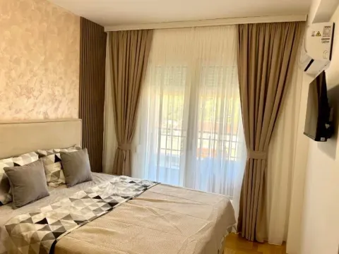 Rent, two bedroom apartment, 62m², Radanovići, Kotor - image 8