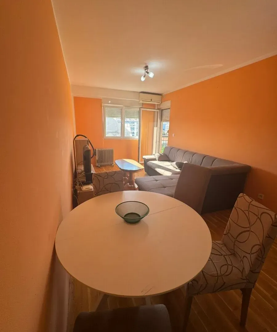 Rent, one bedroom apartment, 40m², Krivi Most, Podgorica