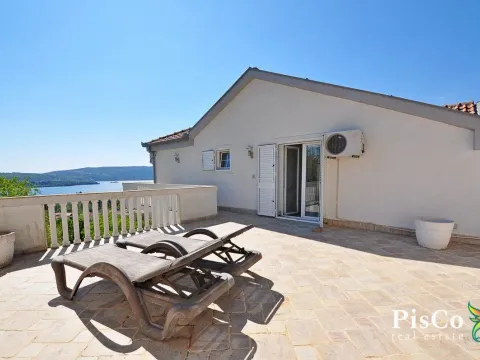 Prodaja, kuća, 350m², Tivat, Crna Gora - image 2