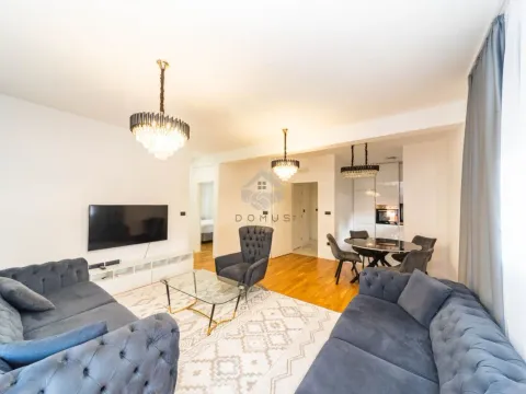 Izdavanje, trosoban stan, 130m², Dalmatinska ulica, Podgorica - image 18