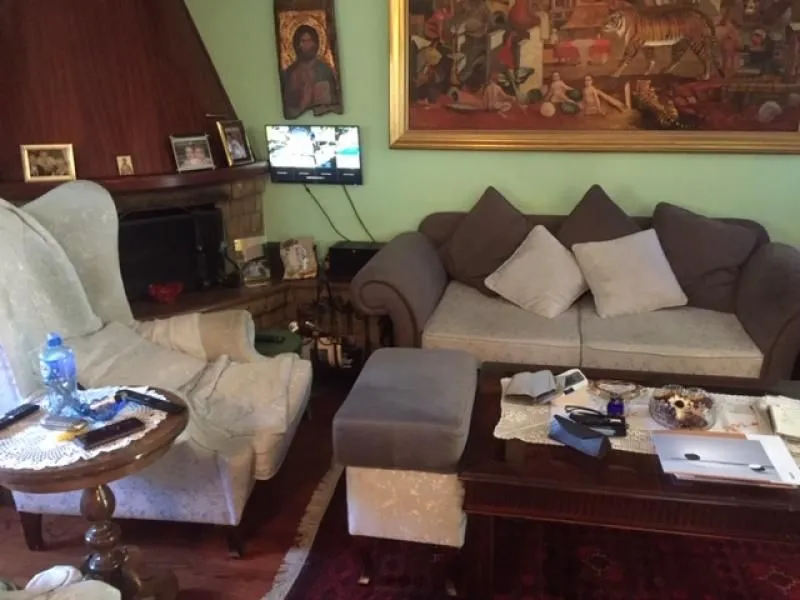 Izdavanje, kuća, 500m², Zemun Sve Podlokacije, Beograd