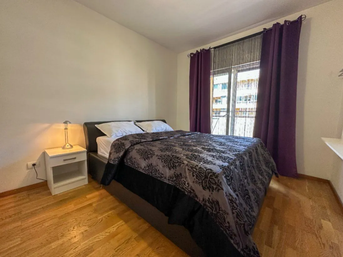 Izdavanje, jednosoban stan, 52m², City Kvart, Podgorica