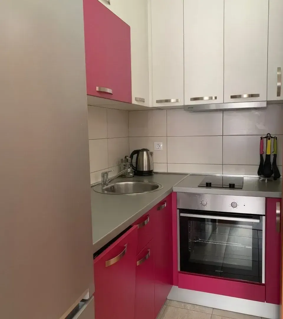 Rent, three bedroom apartment, 90m², Rozino, Budva