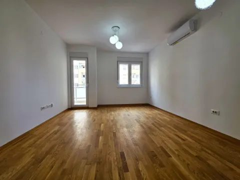 Rent, apartment, 64m², Zagorič, Podgorica - image 2