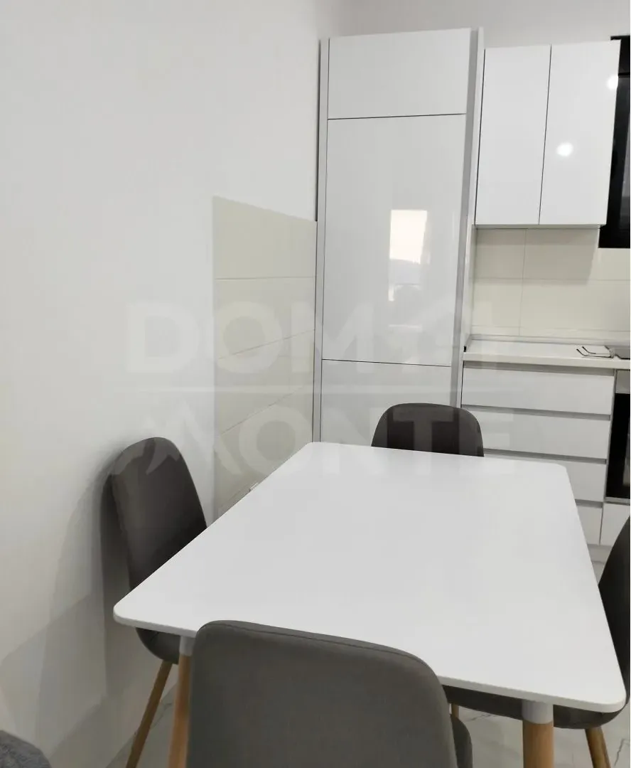 Rent, one bedroom apartment, 40m², Tivat, Crna Gora