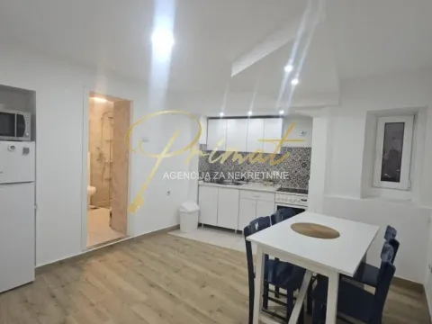 Sale, two bedroom apartment, 37m², Stari Grad, Beograd - image 4