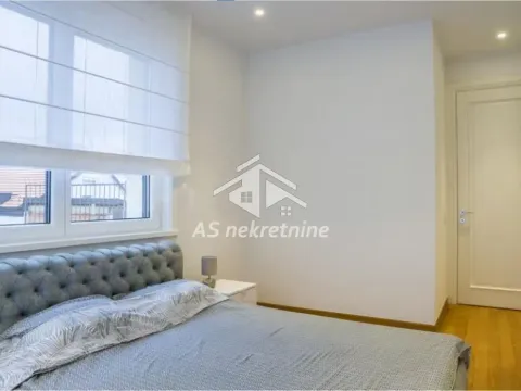 Izdavanje, stan, 188m², Kalenić Pijaca, Vračar Sve Podlokacije - image 17